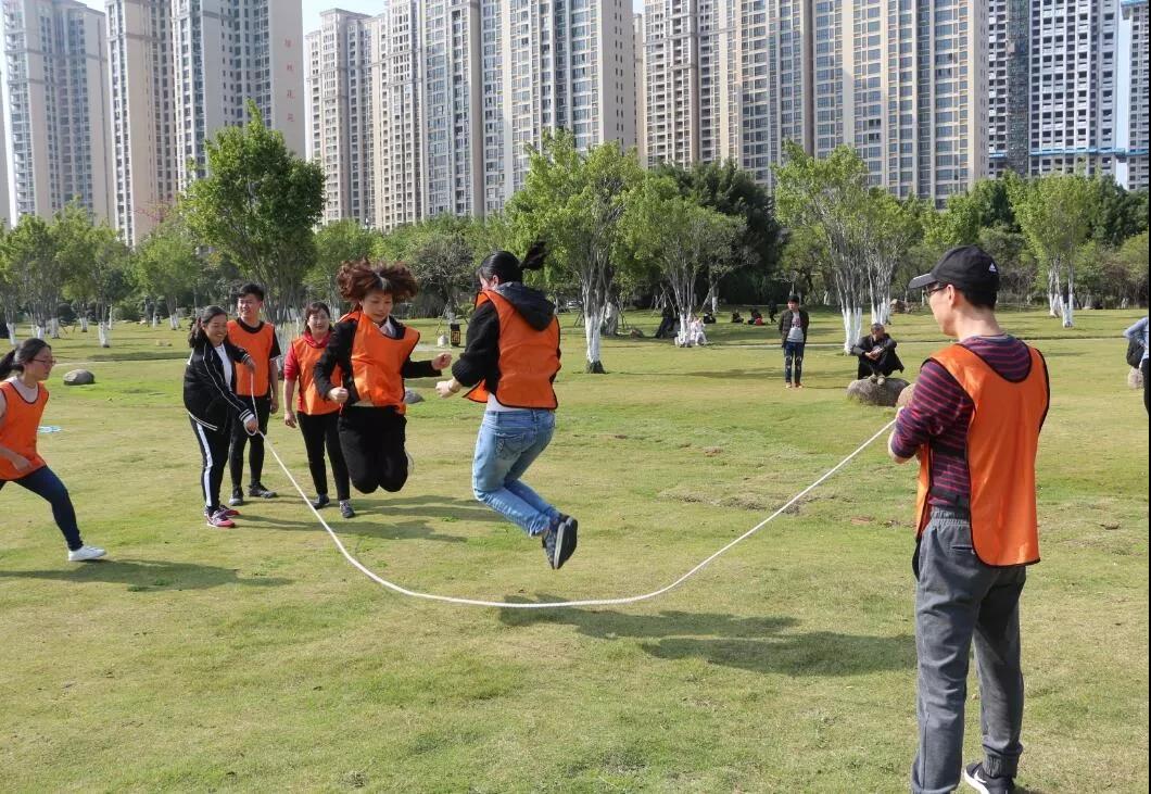 并驾齐驱1.jpg